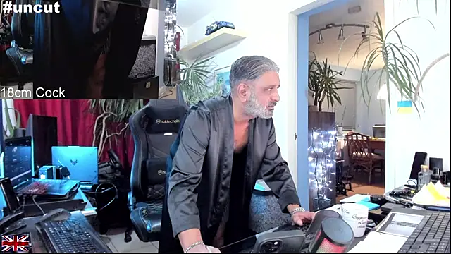 OnlineBossUK online show from October 18, 10:10 pm