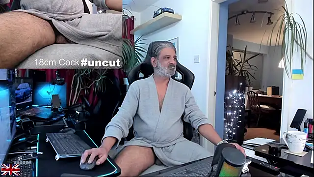 OnlineBossUK online show from December 13, 11:21 pm