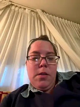 LacieStar online show from December 2, 10:01 pm