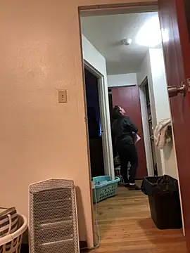 LacieStar online show from December 6, 2:02 am