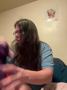 LacieStar online show from December 12, 12:33 pm