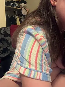 LacieStar online show from December 15, 10:58 pm