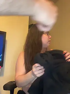 LacieStar online show from December 16, 2:04 am