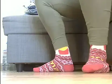 Snapshot of Squirtlady38 chatting on February 18, 11:33 am Squirtlady38 online show from February 18, 11:33 am