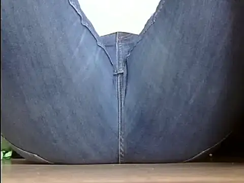 Snapshot of Squirtlady38 chatting on February 25, 2:22 pm Squirtlady38 online show from February 25, 2:22 pm