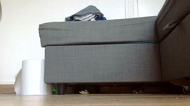 Snapshot of Squirtlady38 chatting on September 26, 10:52 am Squirtlady38 online show from September 26, 10:52 am