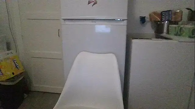 Snapshot of Squirtlady38 chatting on November 1, 10:45 pm Squirtlady38 online show from November 1, 10:45 pm