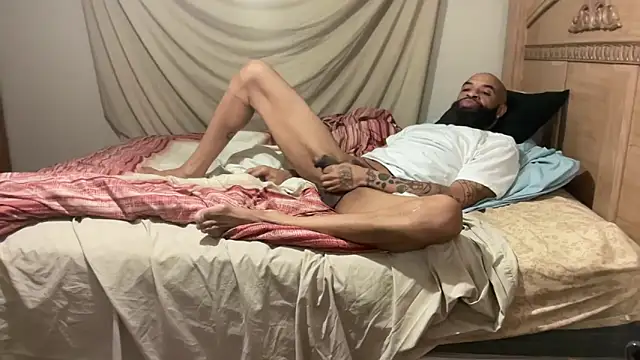 Snapshot of ANAKONDA_KIING chatting on December 20, 9:16 am ANAKONDA KIING online show from December 20, 9:16 am