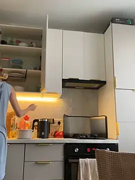 Snapshot of angelmommu chatting on March 15, 2:55 pm angelmommu online show from March 15, 2:55 pm