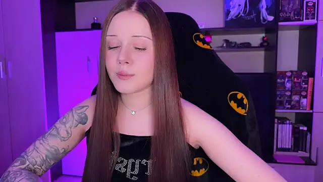 jasminevine online show from April 12, 3:44 am