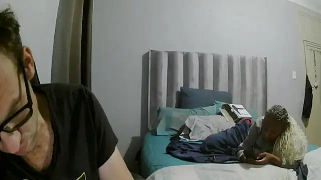 Snapshot of COOKIECANDY chatting on April 27, 7:56 pm COOKIECANDY online show from April 27, 7:56 pm
