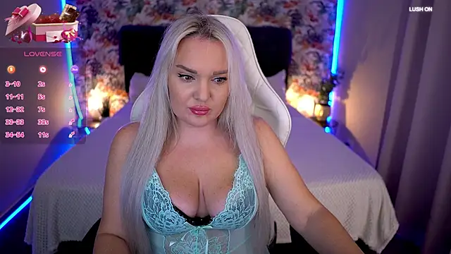 MissyMartinez online show from November 7, 3:56 pm