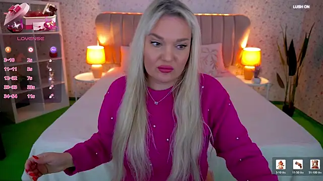 MissyMartinez online show from January 11, 9:03 am