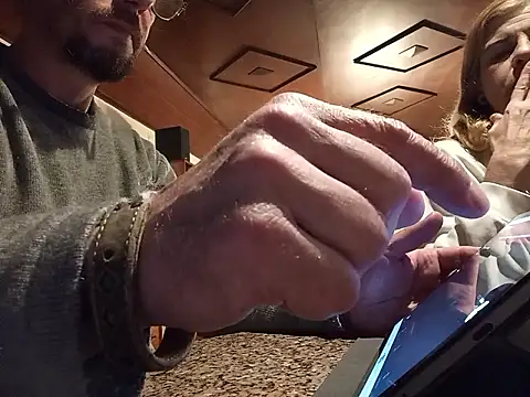 coolkasal online show from April 11, 9:52 pm