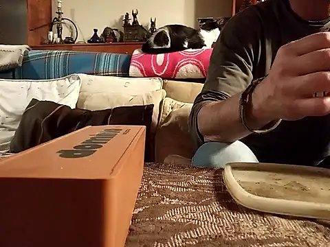 coolkasal online show from April 17, 7:39 pm