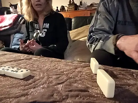 coolkasal online show from April 18, 11:38 pm