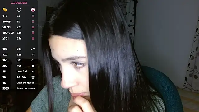 Snapshot of mia__lopez_ chatting on December 6, 11:25 pm mia lopez online show from December 6, 11:25 pm