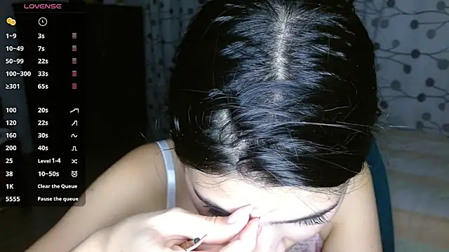 Snapshot of mia__lopez_ chatting on December 10, 4:34 am mia lopez online show from December 10, 4:34 am