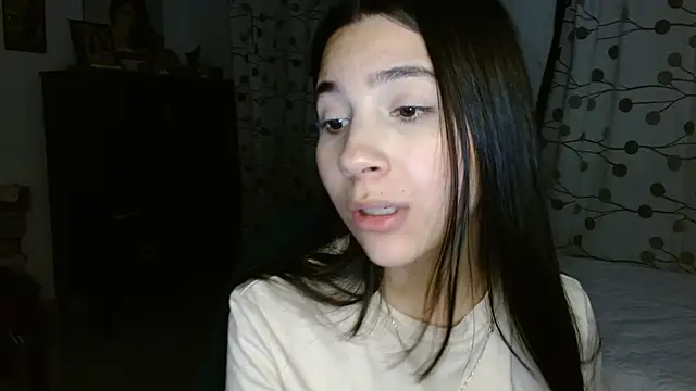 Snapshot of mia__lopez_ chatting on January 5, 12:42 am mia lopez online show from January 5, 12:42 am
