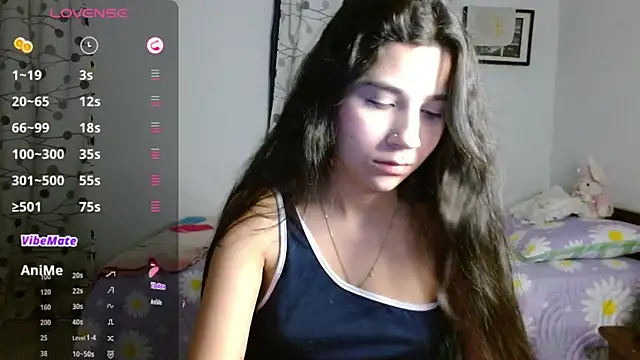 Snapshot of mia__lopez_ chatting on February 6, 2:55 am mia lopez online show from February 6, 2:55 am