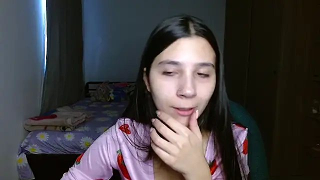 Snapshot of mia__lopez_ chatting on September 15, 10:21 pm mia lopez online show from September 15, 10:21 pm