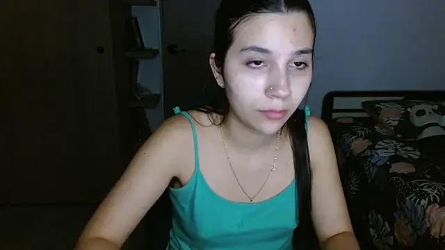 mia  lopez  online show from April 23, 3:52 am