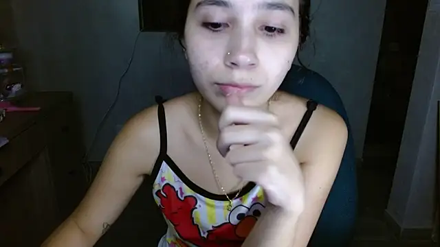Snapshot of mia__lopez_ chatting on June 19, 4:06 am mia lopez online show from June 19, 4:06 am