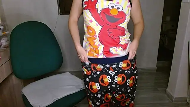 Snapshot of mia__lopez_ chatting on June 26, 2:49 am mia lopez online show from June 26, 2:49 am