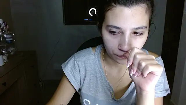 Snapshot of mia__lopez_ chatting on July 3, 4:52 am mia lopez online show from July 3, 4:52 am