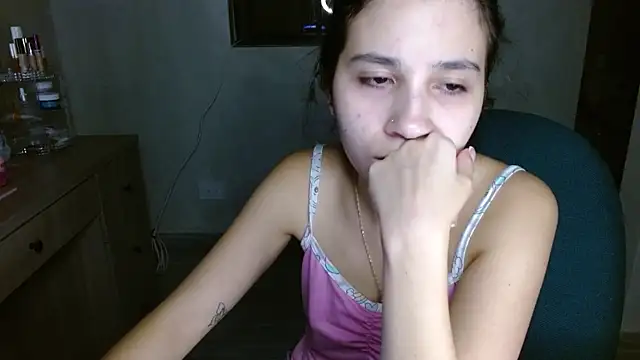 Snapshot of mia__lopez_ chatting on July 10, 4:06 am mia lopez online show from July 10, 4:06 am