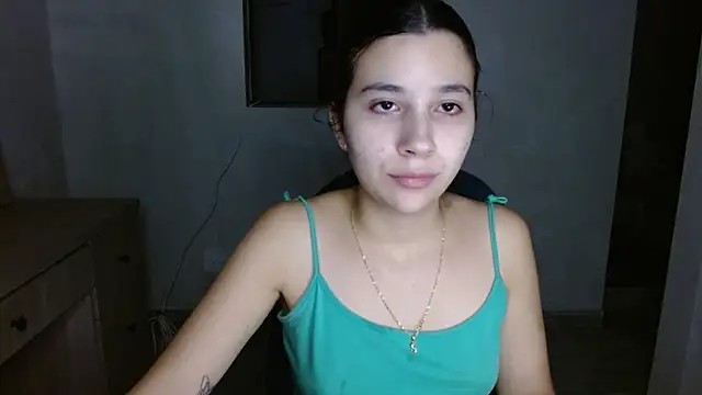 Snapshot of mia__lopez_ chatting on July 23, 4:32 am mia lopez online show from July 23, 4:32 am