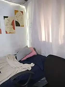 Samy-Candy online show from December 19, 4:13 pm