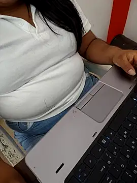 FerLu8 online show from April 15, 4:58 pm