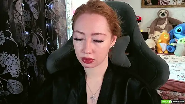 TinaBrook online show from April 8, 4:56 am