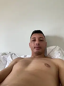 alexsandropllt online show from February 21, 7:26 pm