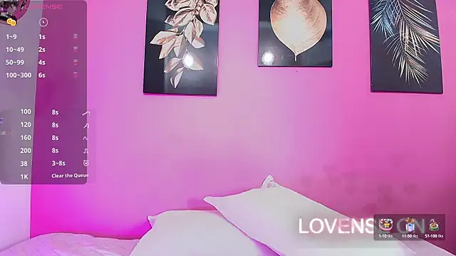 Snapshot of kinkylittlegirll chatting on December 24, 6:17 pm kinkylittlegirll online show from December 24, 6:17 pm