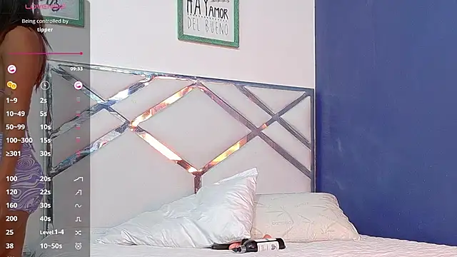 Snapshot of kinkylittlegirll chatting on February 21, 3:12 am kinkylittlegirll online show from February 21, 3:12 am