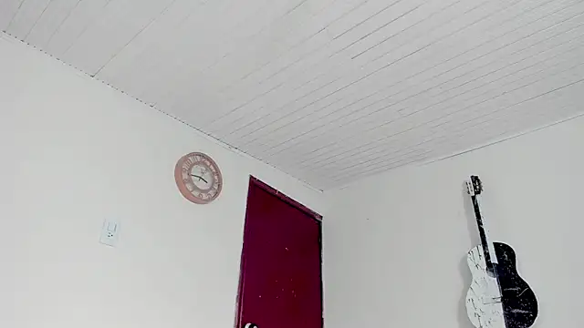 Hott Hanna online show from February 3, 8:46 am