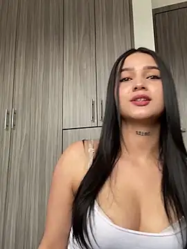 Snapshot of Hott_Hanna chatting on June 14, 5:26 pm Hott Hanna online show from June 14, 5:26 pm