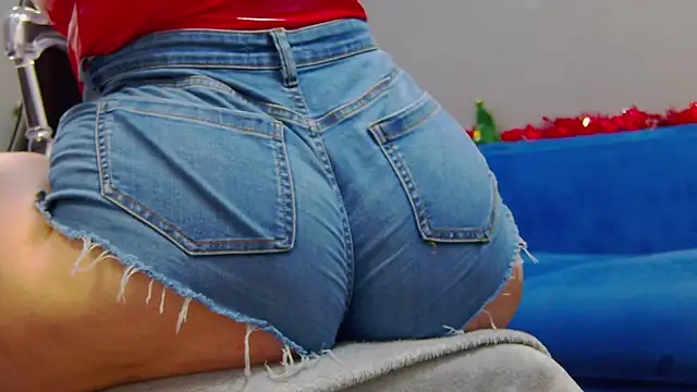 Snapshot of Katewalker_ chatting on December 23, 9:08 pm Katewalker online show from December 23, 9:08 pm