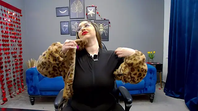 Snapshot of Katewalker_ chatting on February 12, 3:18 am Katewalker online show from February 12, 3:18 am