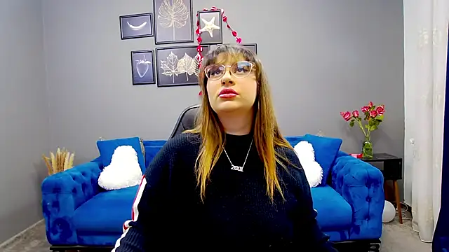 Snapshot of Katewalker_ chatting on February 19, 6:10 pm Katewalker online show from February 19, 6:10 pm