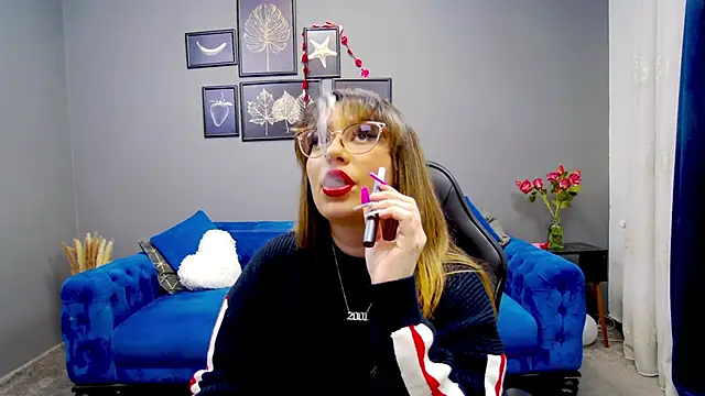 Snapshot of Katewalker_ chatting on February 20, 6:24 pm Katewalker online show from February 20, 6:24 pm