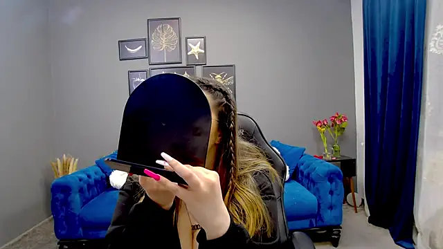 Snapshot of Katewalker_ chatting on March 18, 6:04 pm Katewalker online show from March 18, 6:04 pm