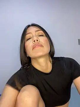 martina contreras online show from December 30, 6:09 am