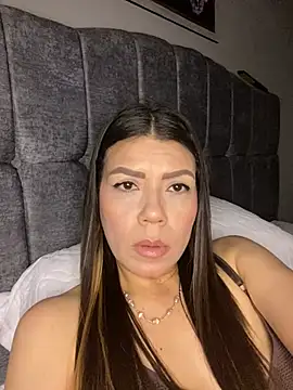 martina contreras online show from February 22, 6:13 am