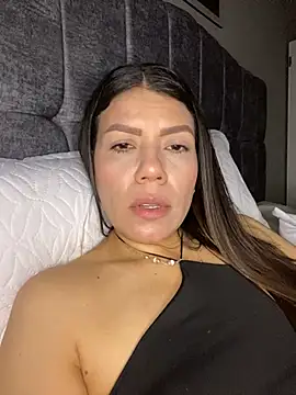 martina contreras online show from February 27, 7:08 am