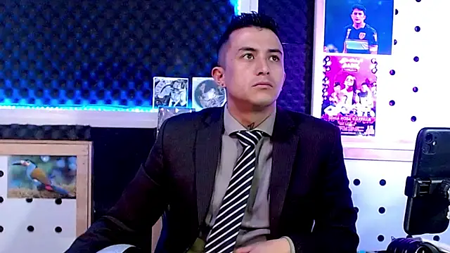 Darko0717 online show from February 14, 4:20 pm