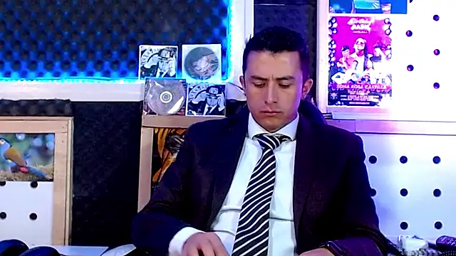 Darko0717 online show from March 3, 9:05 pm