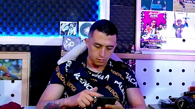 Darko0717 online show from March 7, 4:33 pm